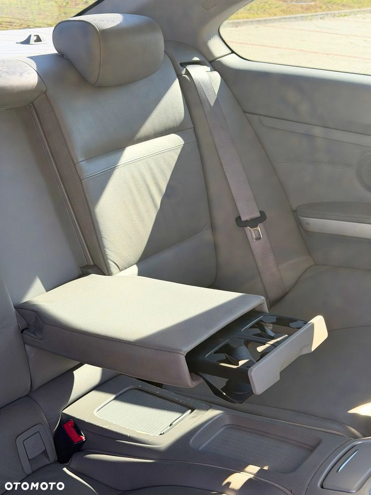 BMW Seria 3 320d - 38