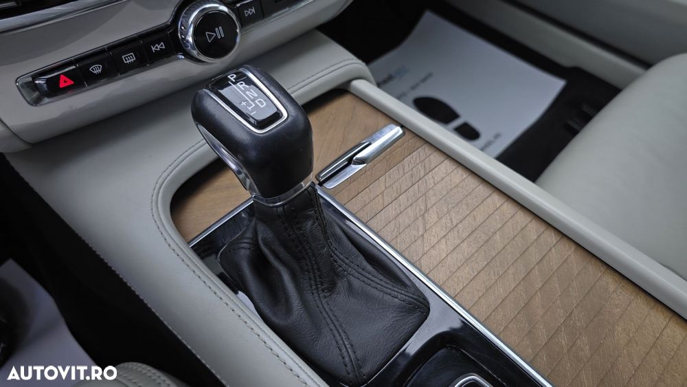 Volvo S90 D5 AWD Inscription - 17