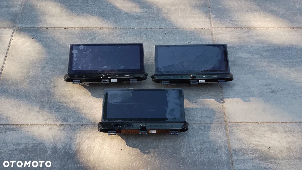 NISSAN QASHQAI J12 RADIO NAWIGACJA WYŚWIETLACZ NISSAN QASHQAI J12 RADIO NAWIGACJA WYŚWIETLACZ 28090-6RN0C CENA ZA 1 SZT - 2