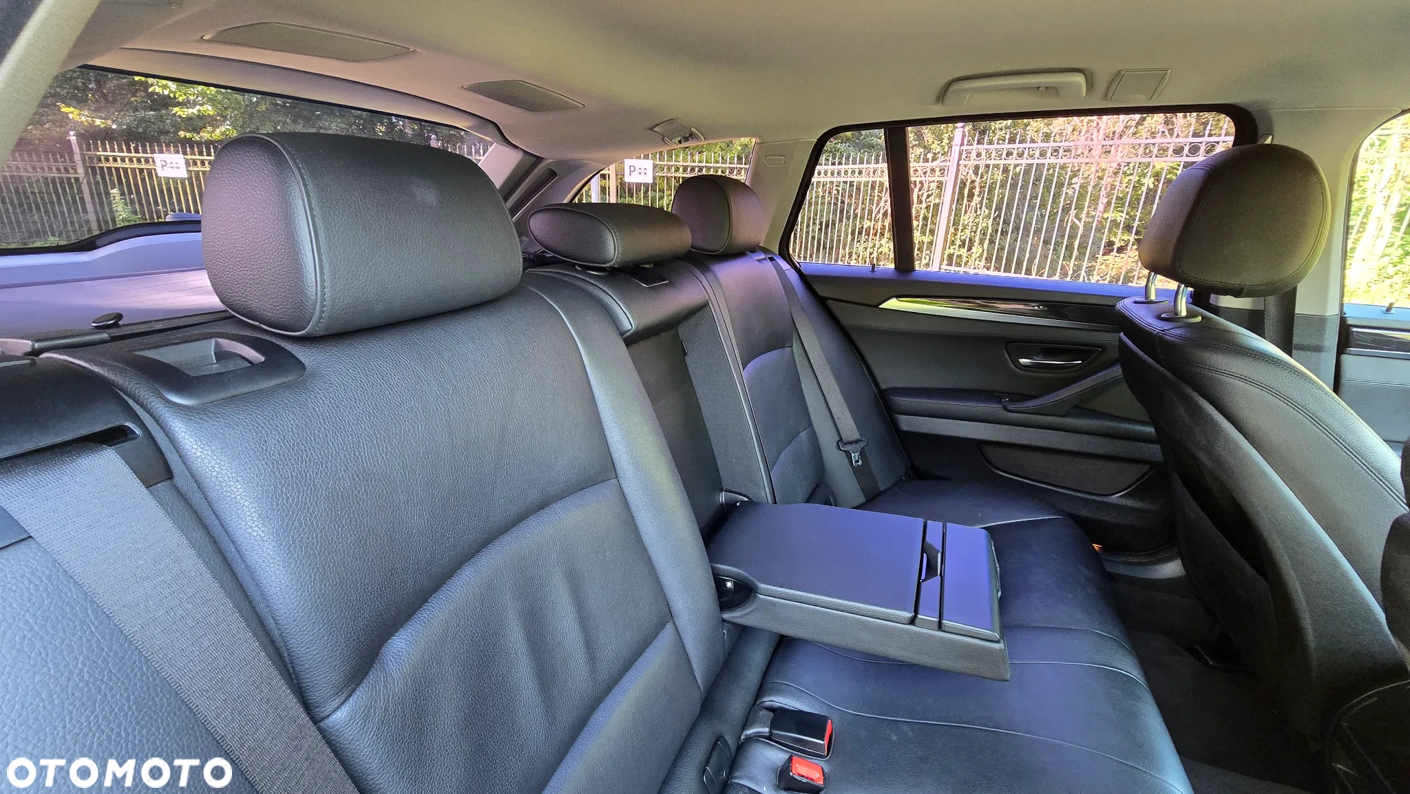 BMW Seria 5 520d Luxury Line - 31