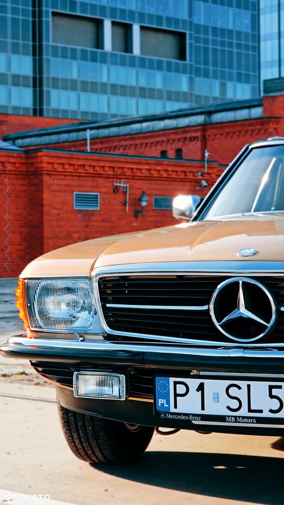 Mercedes-Benz SL - 23