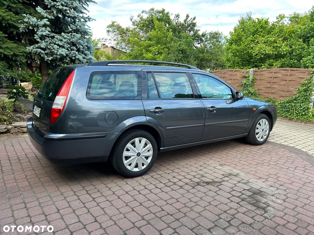 Ford Mondeo 2.0 Trend - 13