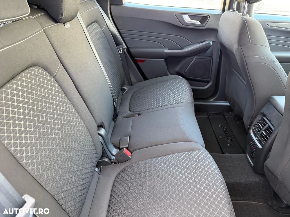 Ford Kuga 1.5 EcoBoost A8 FWD Titanium - 14