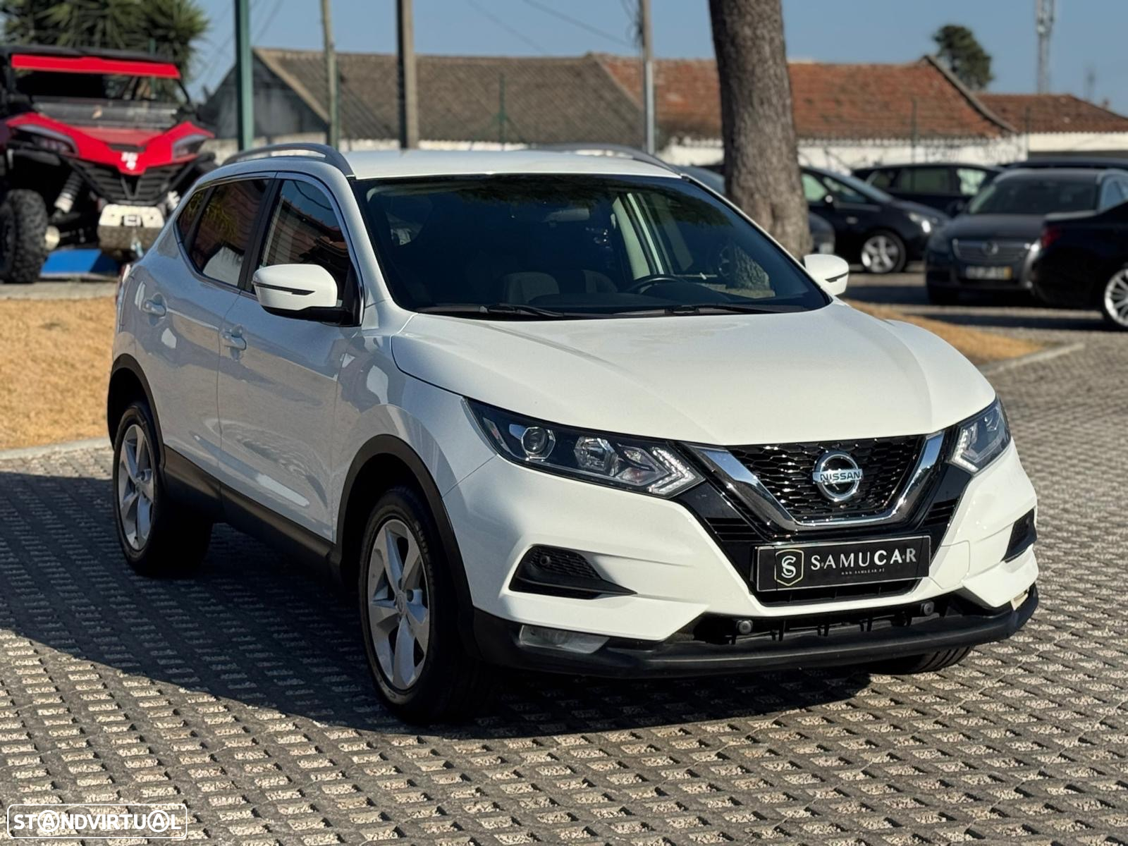 Nissan Qashqai 1.5 dCi N-Connecta - 3