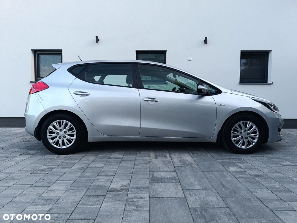 Kia Ceed 1.4 CRDi M - 11