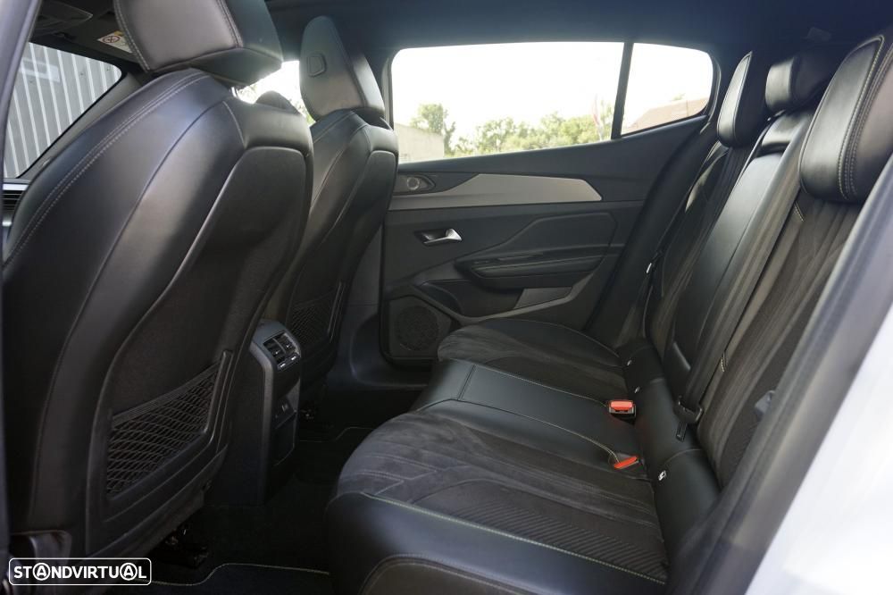 Peugeot 408 1.2 PureTech GT EAT8 - 5