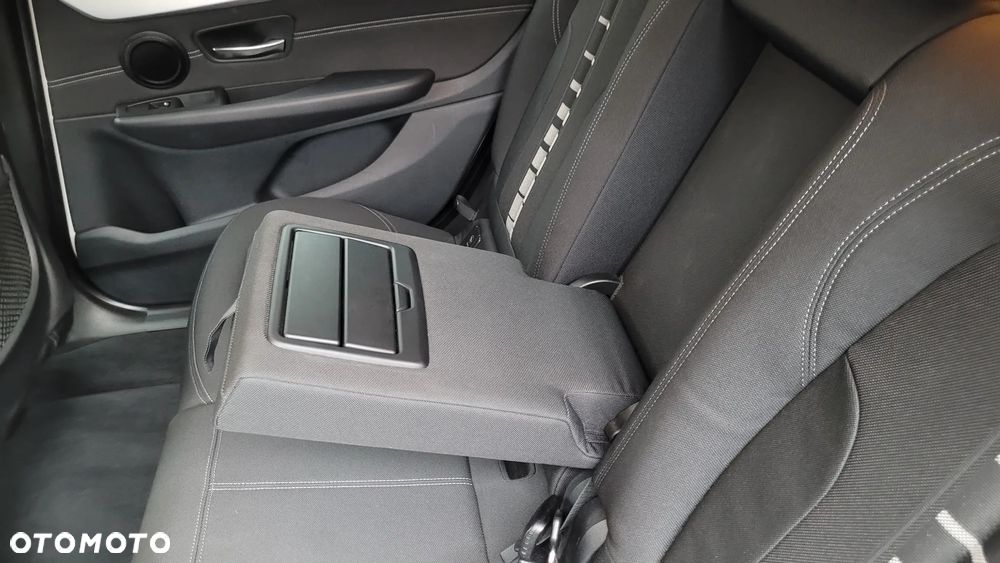 BMW Seria 2 218d Advantage - 8