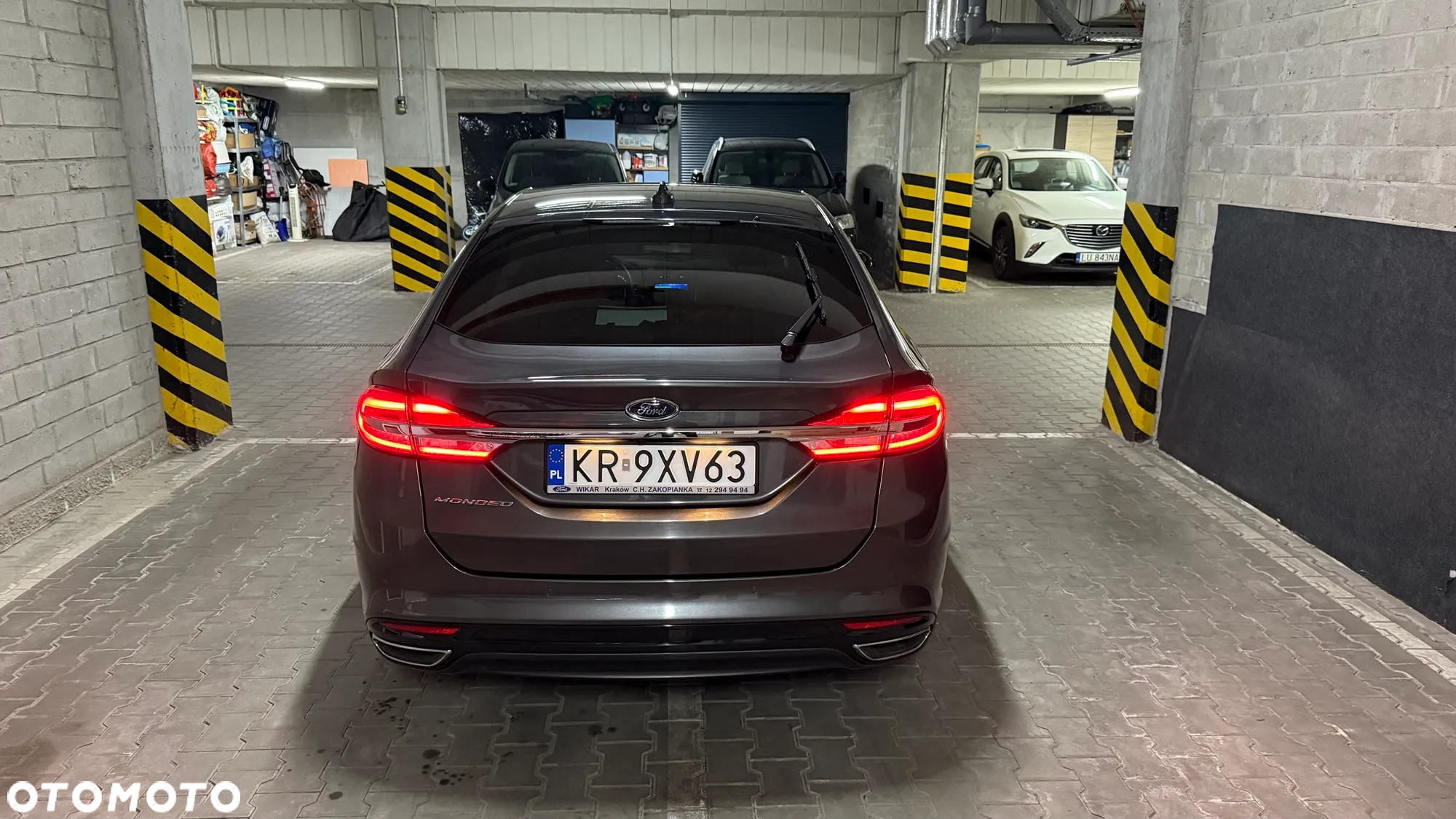 Ford Mondeo 2.0 EcoBlue Titanium - 13