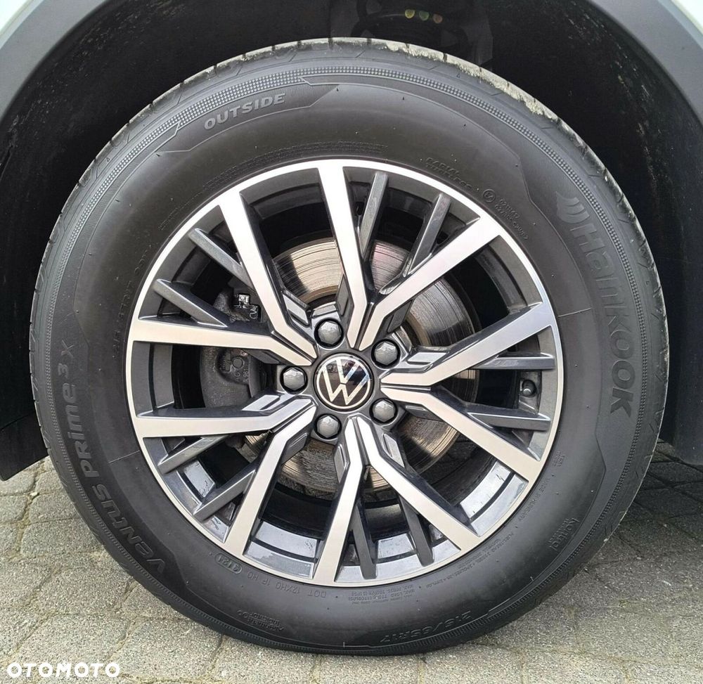 Volkswagen Tiguan - 27