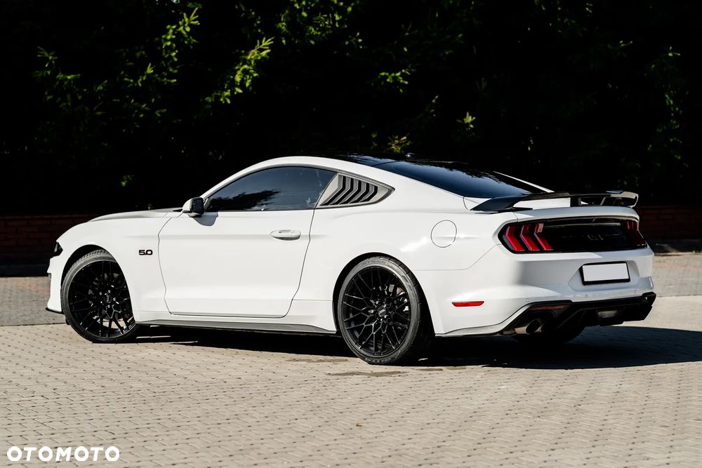 Ford Mustang - 15