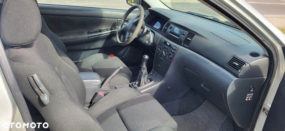 Toyota Corolla 1.4 VVT-i Terra - 8