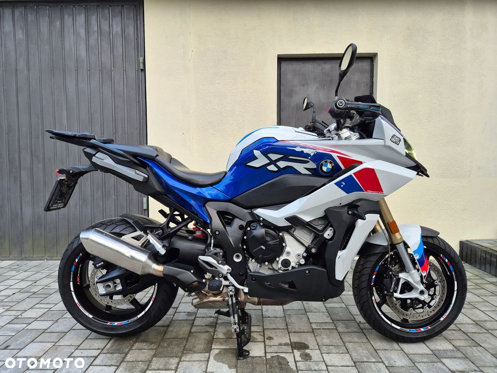 BMW XR - 27