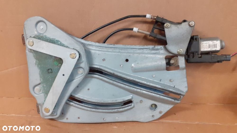 #PODNOŚNIK SZYBY PRAWY TYŁ RENAULT MEGANE II nr D099043 - 4