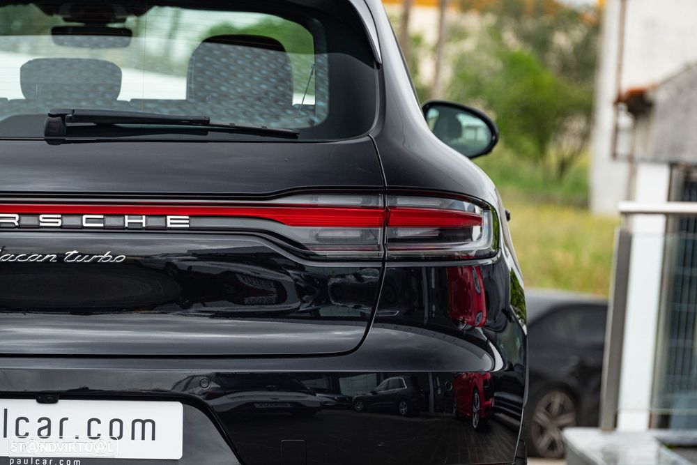 Porsche Macan Turbo - 12