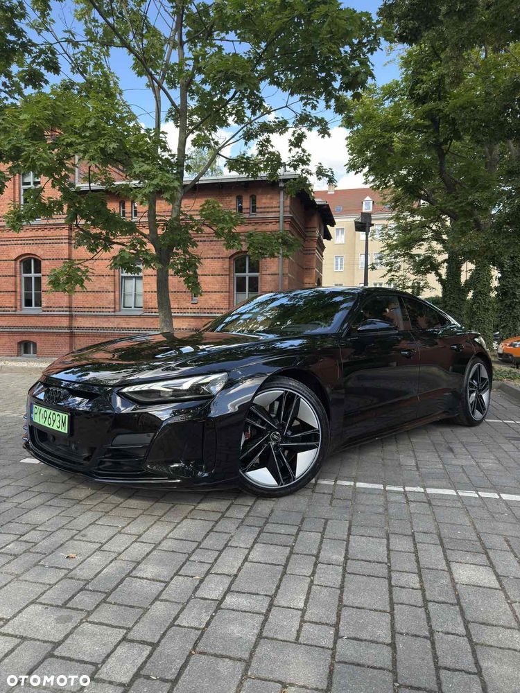 Audi e-tron GT - 35