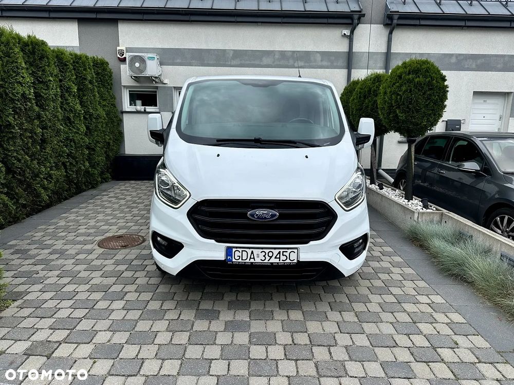 Ford TRANSIT CUSTOM L2H1 LONG - 2