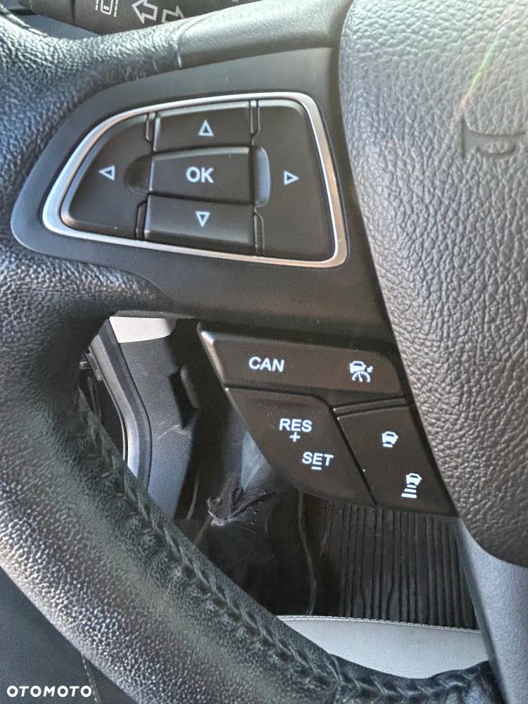 Ford Kuga - 15