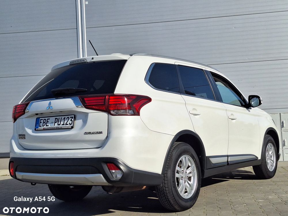 Mitsubishi Outlander 2.0 2WD SUV-Star - 6