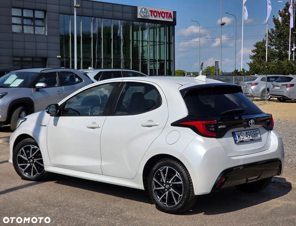Toyota Yaris - 14