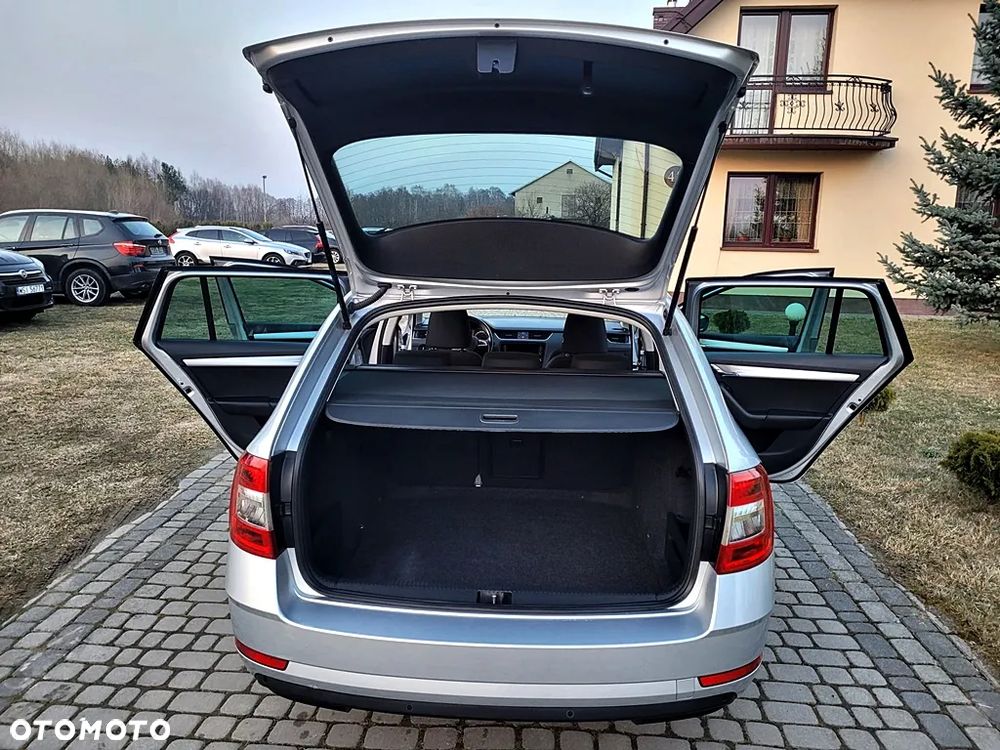 Skoda Octavia 1.6 TDI Ambition - 8