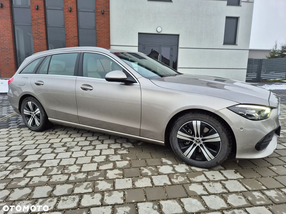 Mercedes-Benz Klasa C 200 d 9G-TRONIC - 4