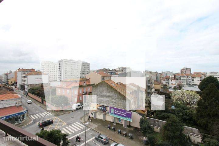 T1 Á CONSTITUIÇÃO- METRO MARQUES - Grande imagem: 2/19