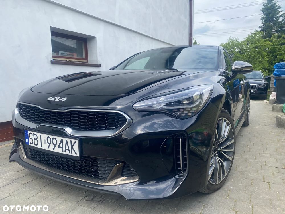 Kia Stinger - 1
