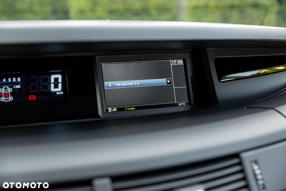 Renault Grand Espace 2.0 Initiale - 37
