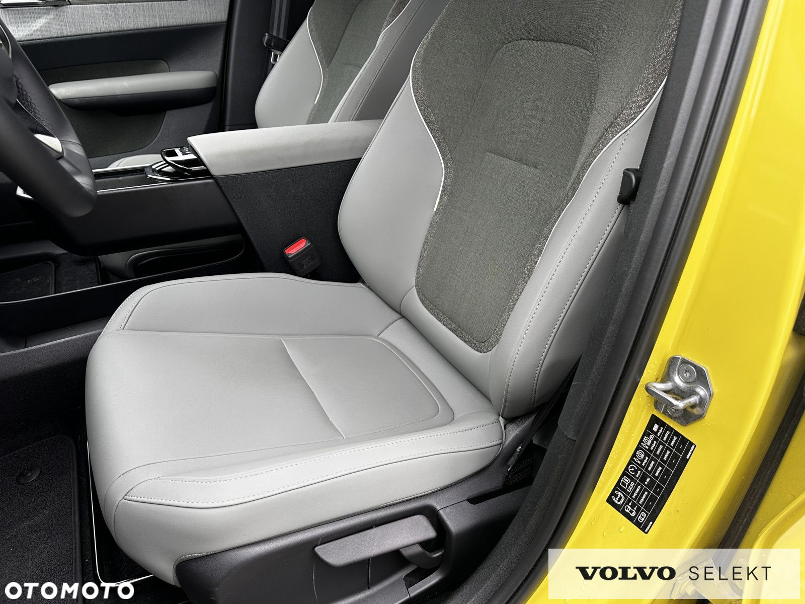 Volvo EX30 - 7
