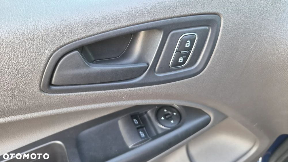 Ford Transit Connect - 19