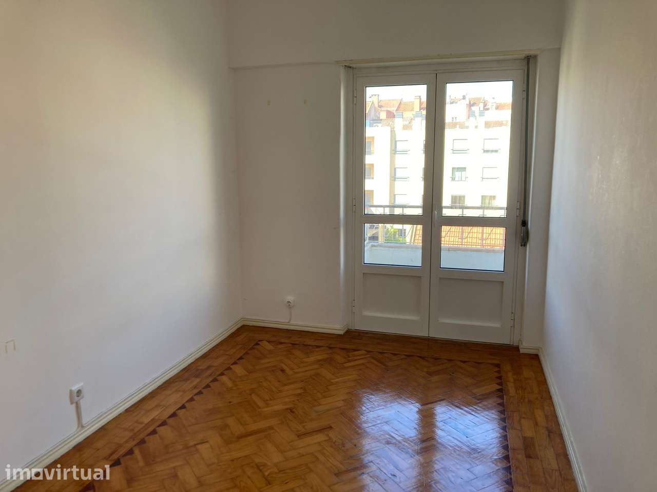Apartamento T2 Santo Amaro Alcantara Renovado - Grande imagem: 3/12