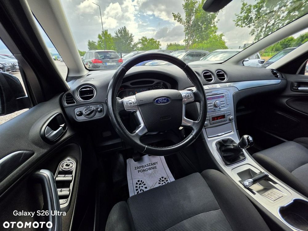 Ford S-Max - 38