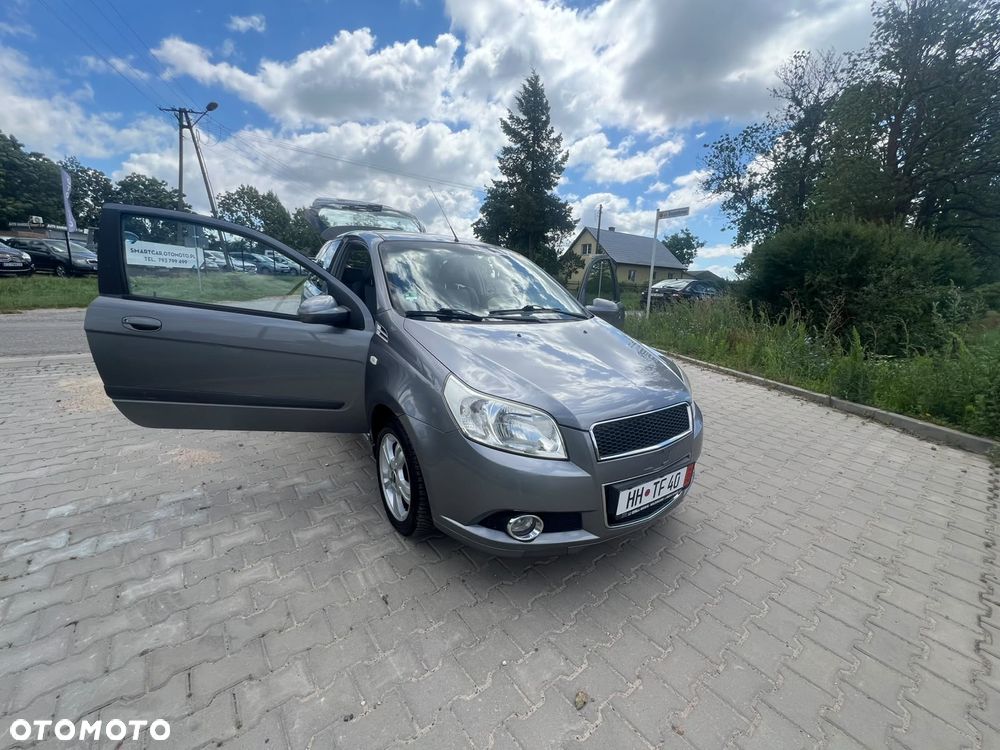 Chevrolet Aveo - 11