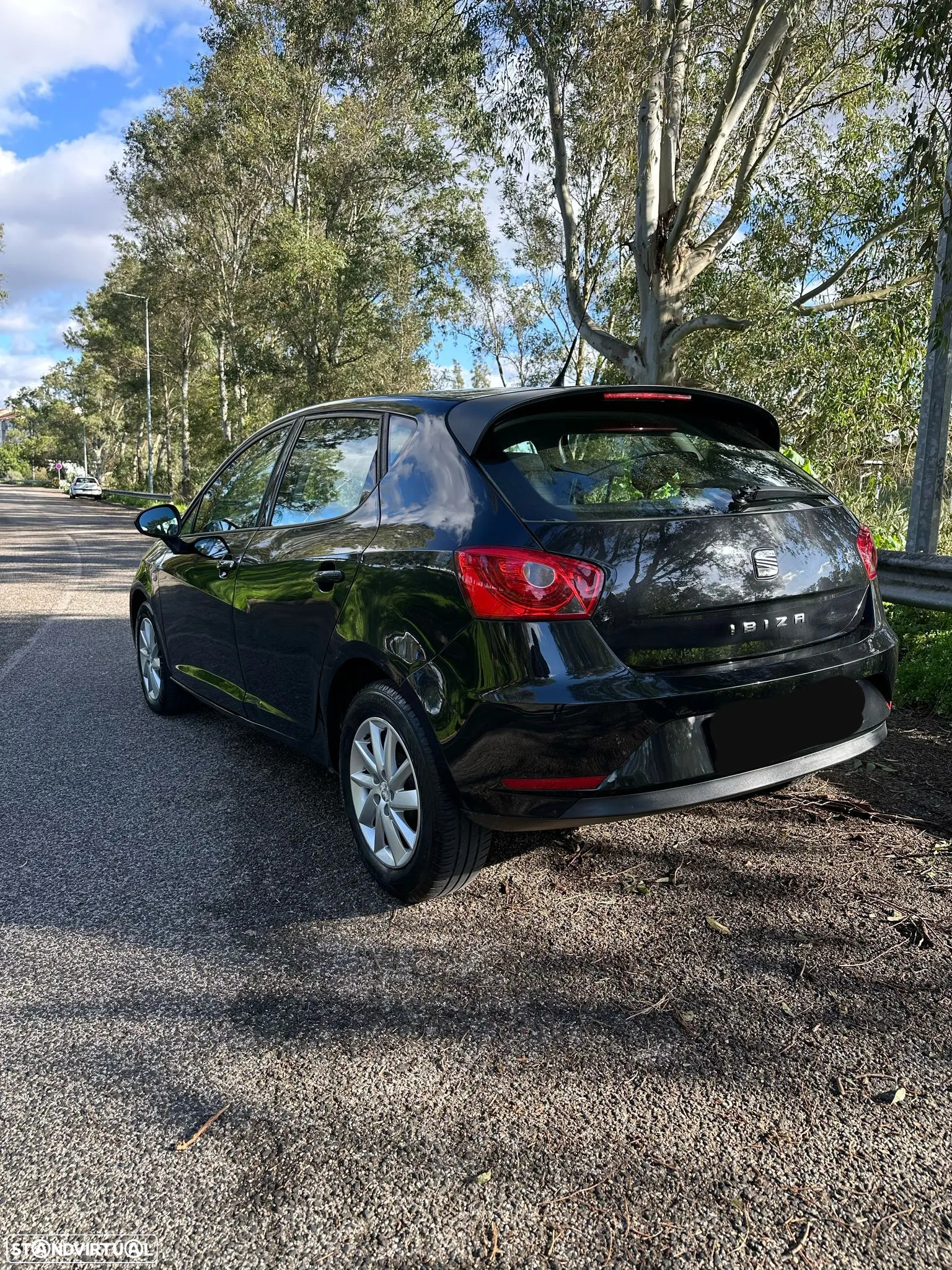 SEAT Ibiza - 3