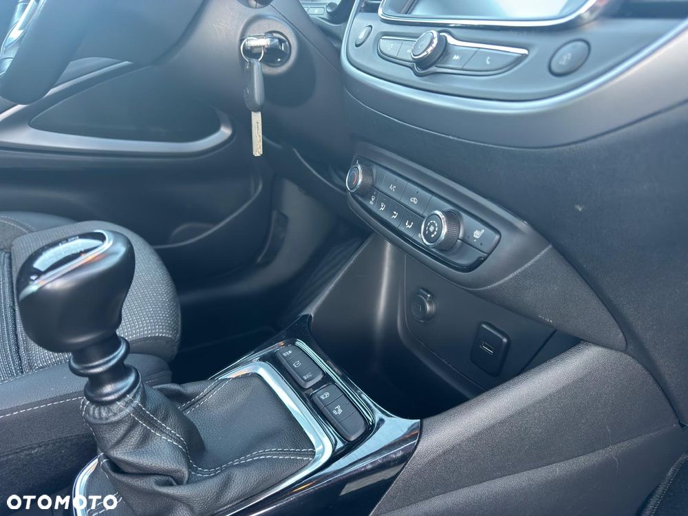 Opel Crossland 1.2 T Elegance - 25