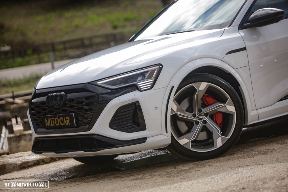 Audi SQ8 Sportback e-tron quattro - 3
