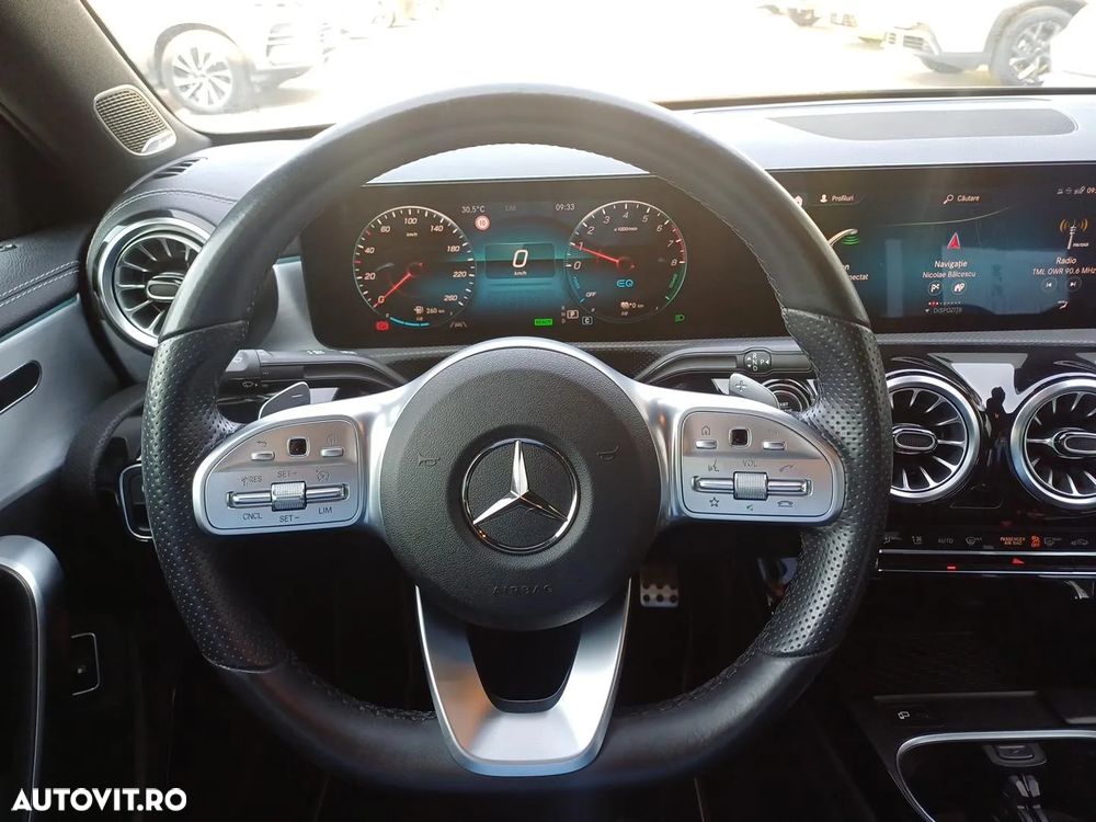 Mercedes-Benz A - 12