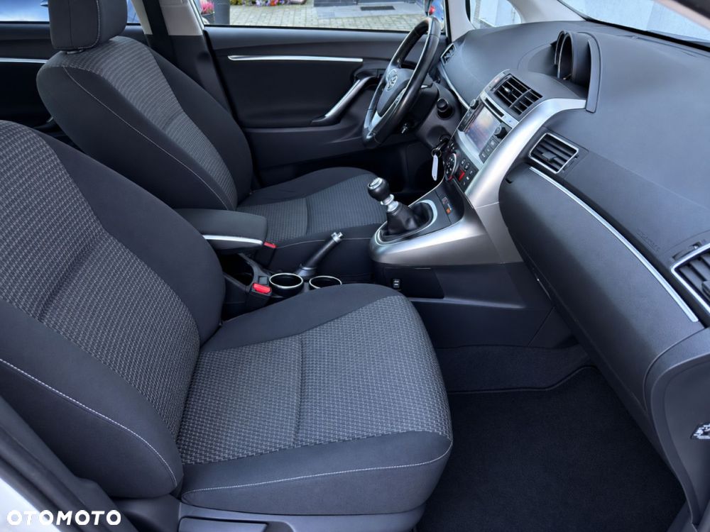 Toyota Verso 1.6 7-Sitzer Comfort - 29