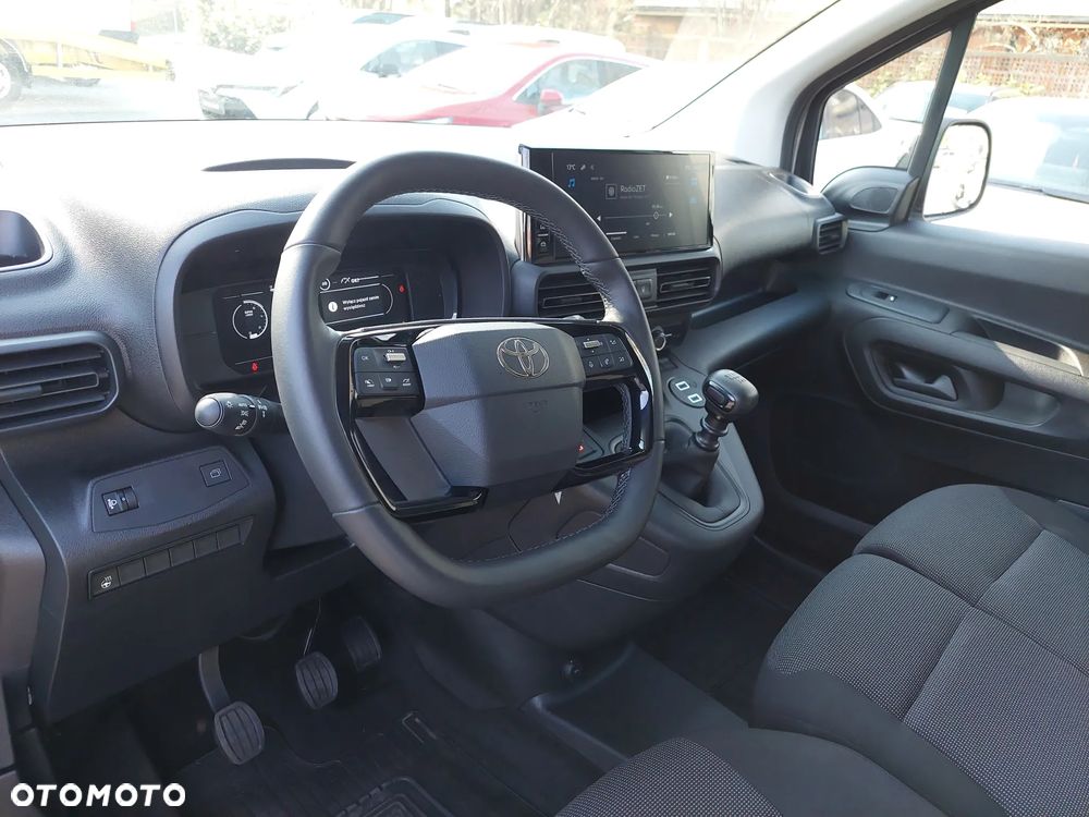 Toyota Proace City - 19