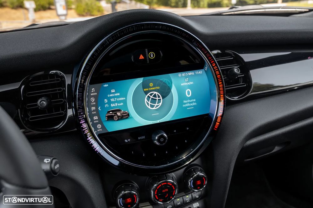 MINI 3 Portas John Cooper Works Plus Auto Desportiva - 21