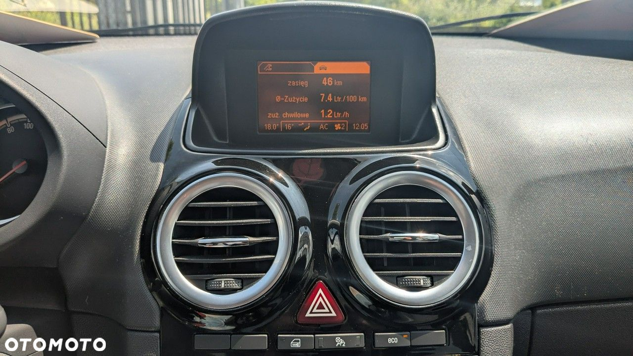 Opel Corsa - 25