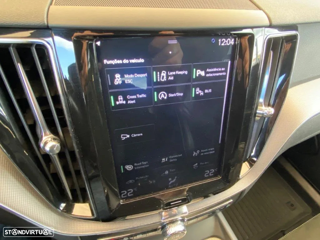 Volvo XC 60 2.0 D4 R-Design AWD Geartronic - 22