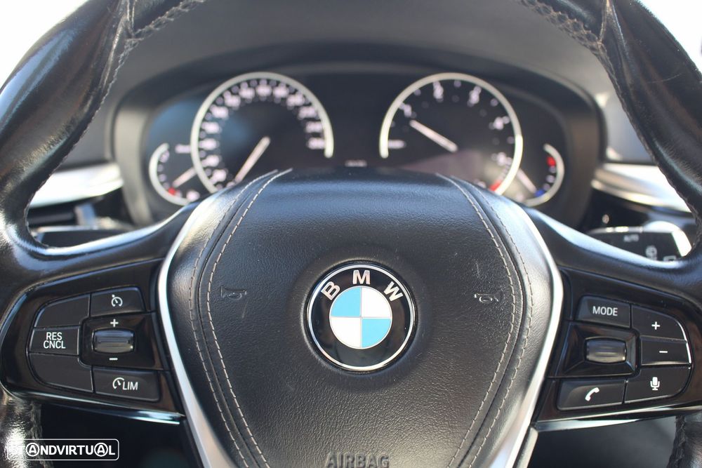 BMW 520 d Line Luxury Auto - 26