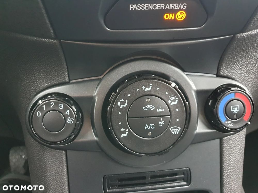 Ford Fiesta 1.25 Ambiente - 7