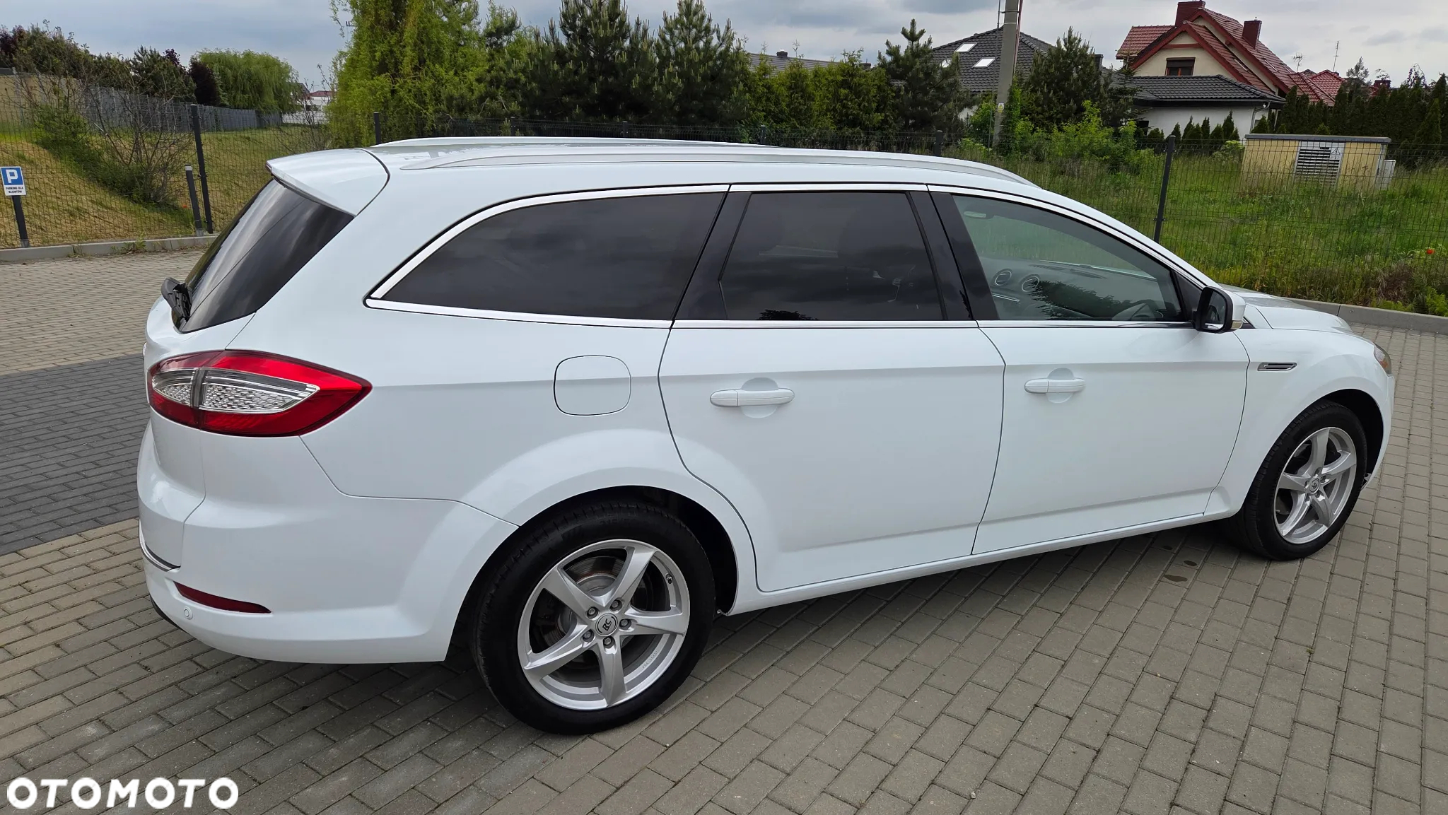 Ford Mondeo 2.0 TDCi Titanium - 12
