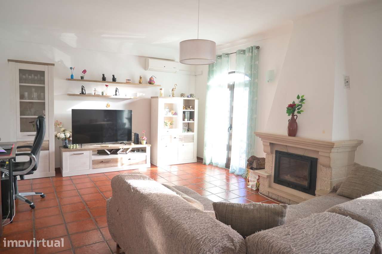 Fantástica Moradia T3+2 Duplex em Samora Correia - Grande imagem: 3/28