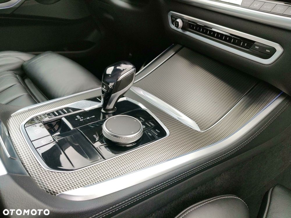 BMW X5 xDrive40d mHEV sport - 27