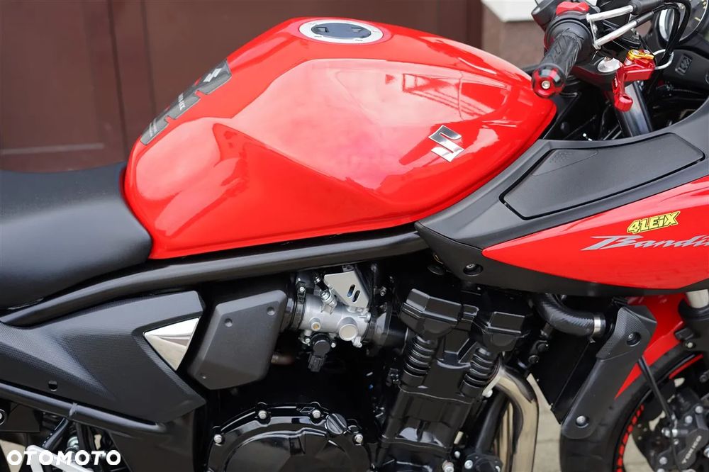 Suzuki Bandit - 10