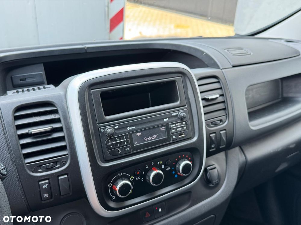 Renault Trafic - 24