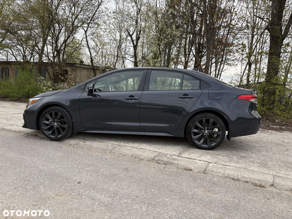 Toyota Corolla - 3